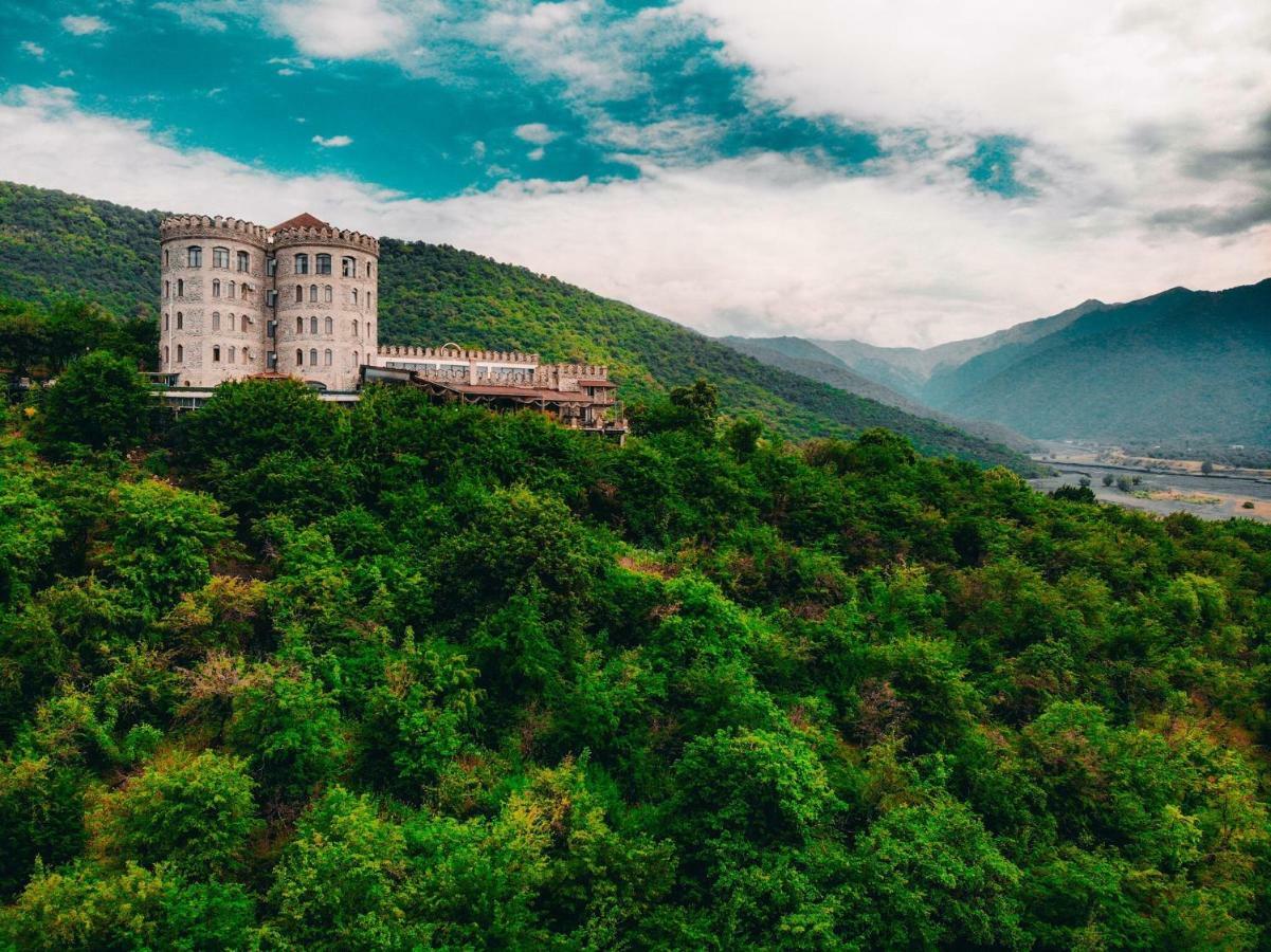 Hotel Royal Batoni Kvareli Esterno foto